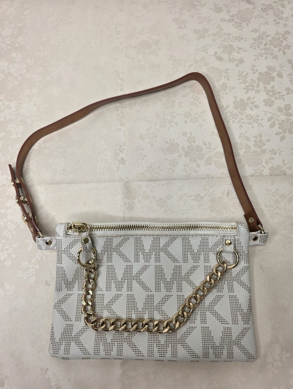 Michael Kors Signature Logo Belt Bag Fanny Pack Cream White Gold Chain Small